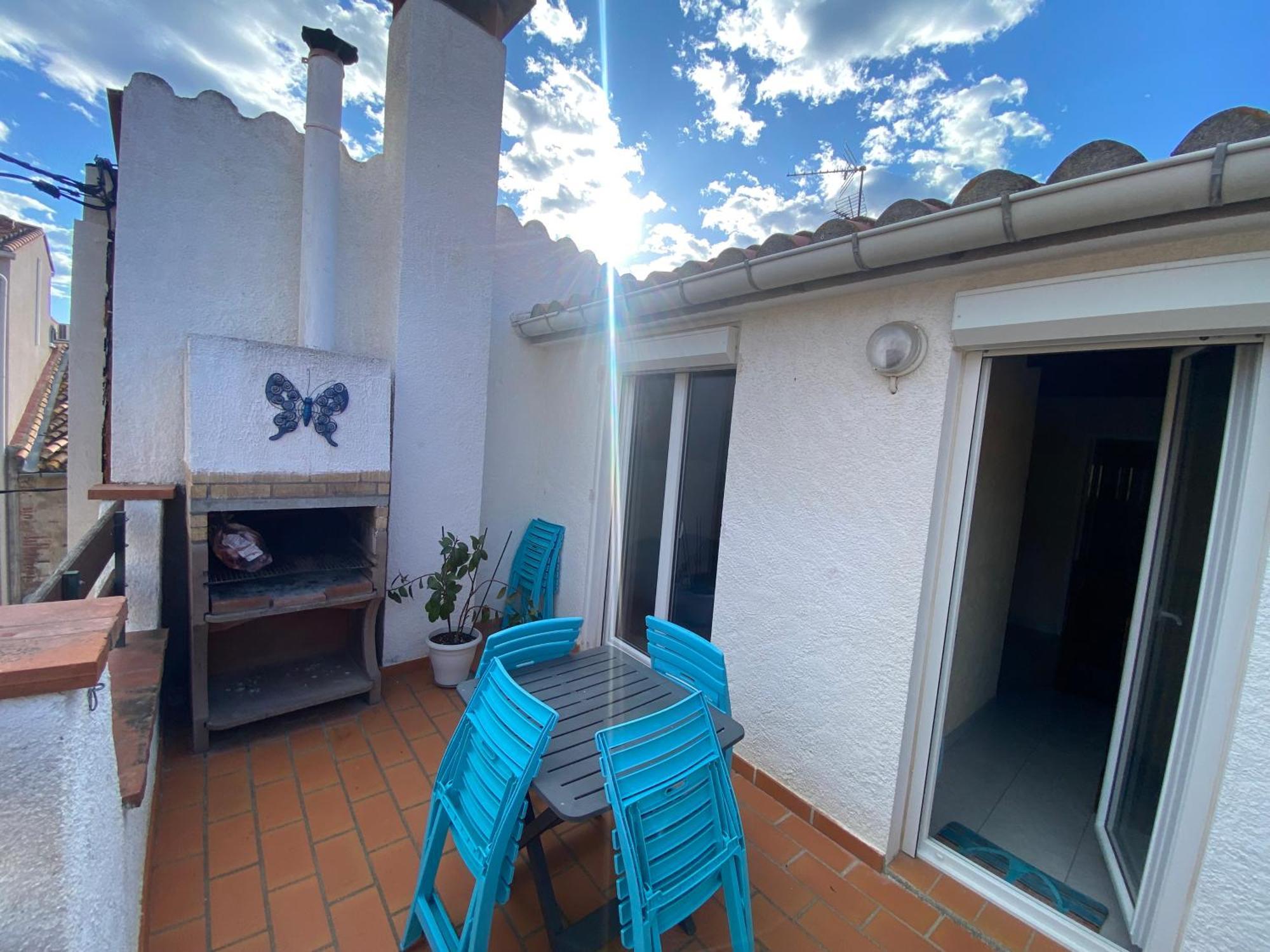 Maison Au Coeur Du Village Avec Garage Saint-Cyprien  Extérieur photo